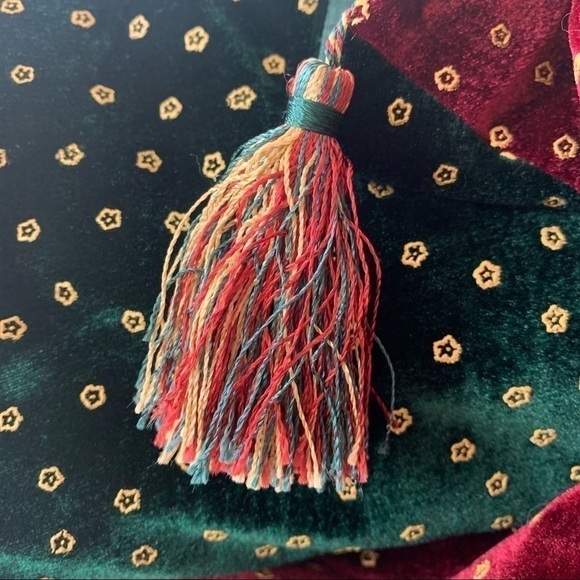 YULETIDE Treasures Velour Christmas Tree Skirt Hexagon Tassels Green Burgundy - Picture 4 of 7